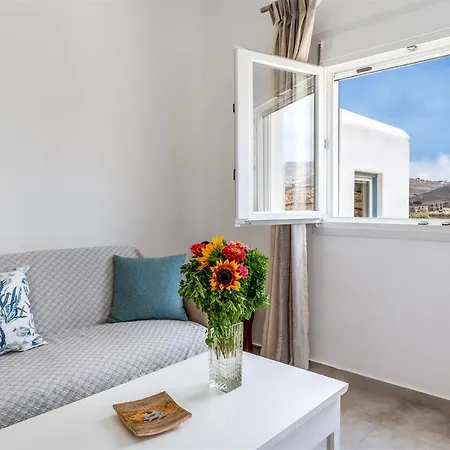 Afroditi Ftelia Anemone פנורמוס מיקונוס